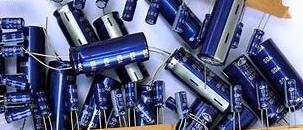 10uf 63V ELECTROLYTIC 2.5mm
